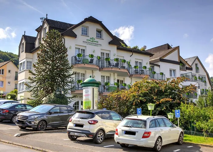 Moselromantik Am Panoramabogen מלון 3*