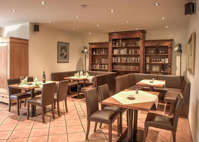 מלון Moselromantik Am Panoramabogen