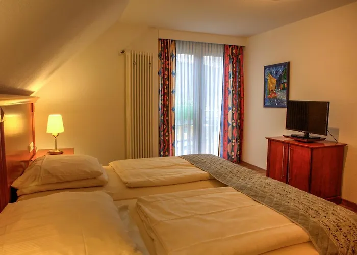 فندق Moselromantik Am Panoramabogen