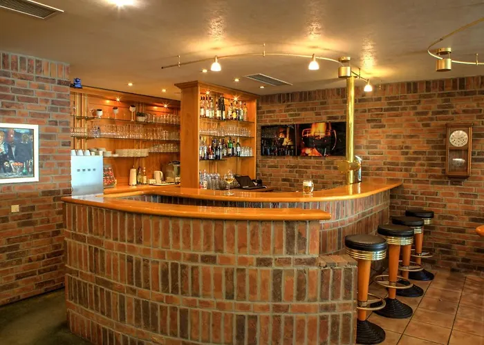 Moselromantik Am Panoramabogen מלון