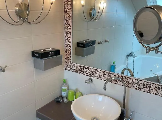 Moselromantik Am Panoramabogen Hotel