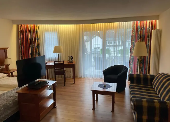 מלון Moselromantik Am Panoramabogen קוכם