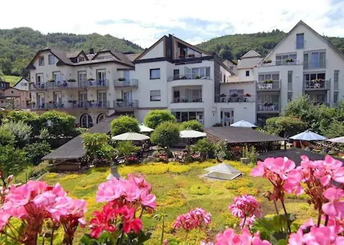 فندق Moselromantik Am Panoramabogen